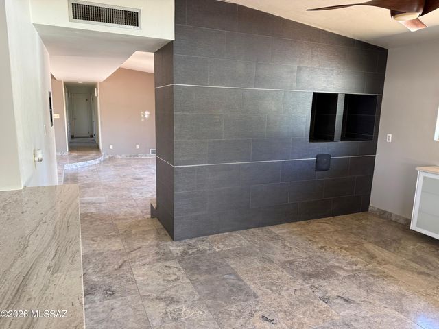 6902 E 2nd Street, Tucson, AZ 85710