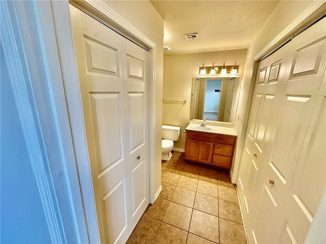 2311 W Willow Street, Rogers, AR 72756
