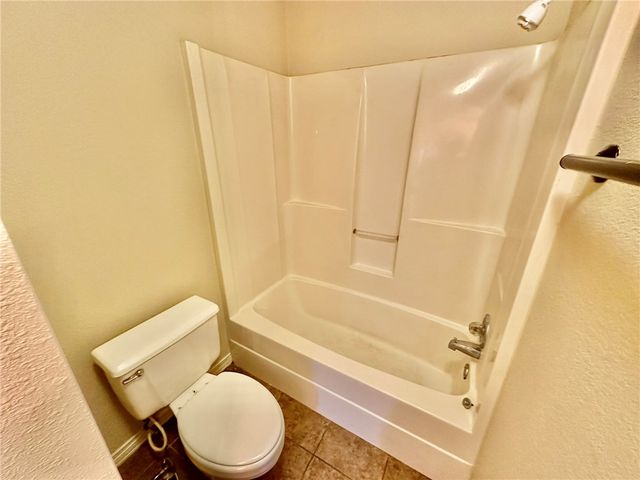 2311 W Willow Street, Rogers, AR 72756