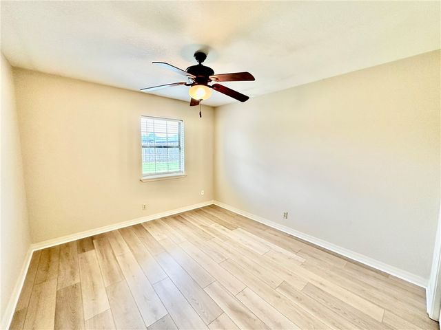 2311 W Willow Street, Rogers, AR 72756