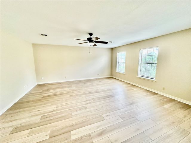 2311 W Willow Street, Rogers, AR 72756