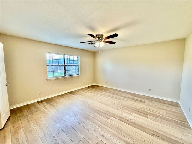 2311 W Willow Street, Rogers, AR 72756