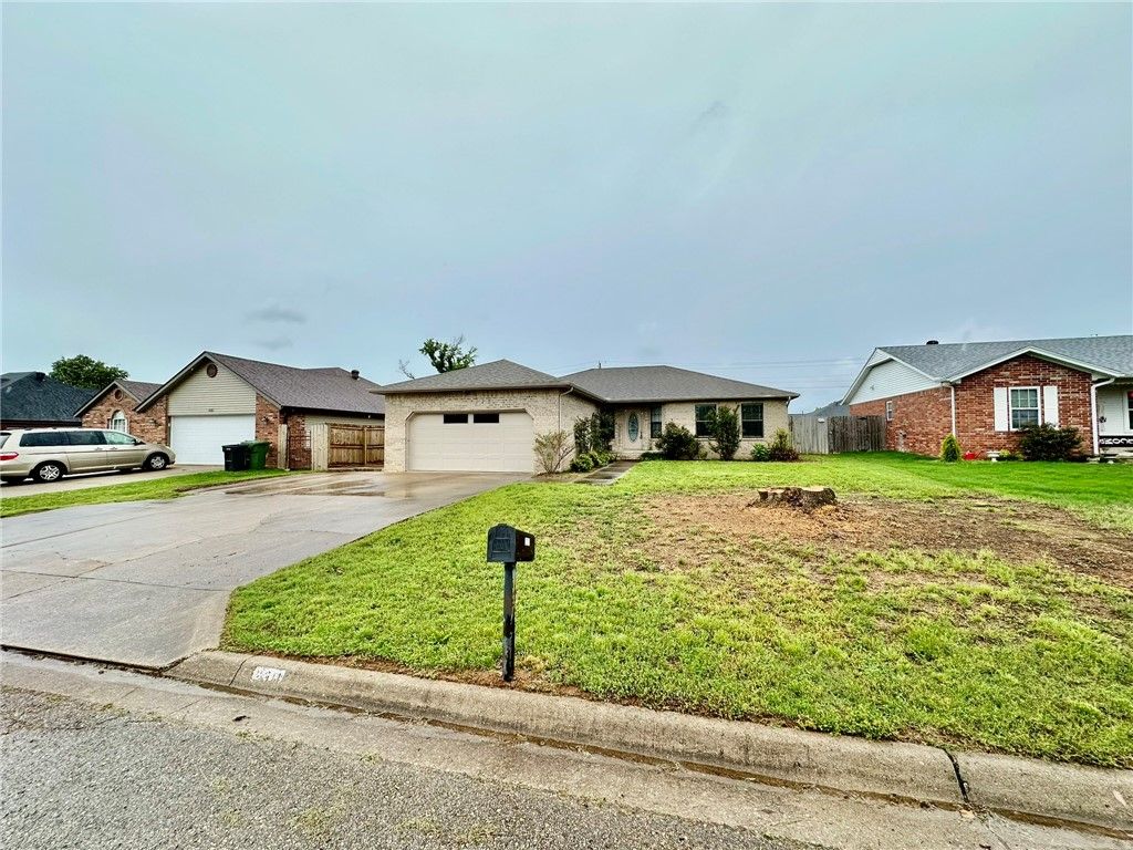 2311 W Willow Street, Rogers, AR 72756