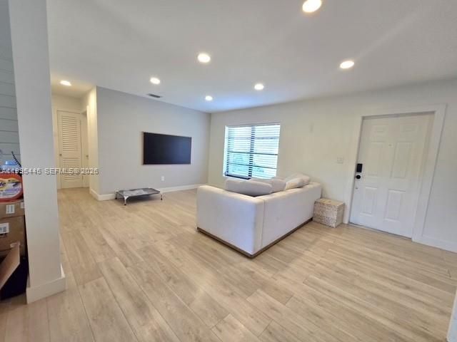 3131 SW 117th Ct, Miami, FL 33175