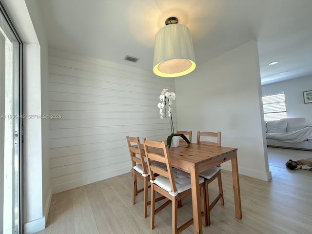 3131 SW 117th Ct, Miami, FL 33175