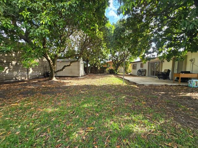 3131 SW 117th Ct, Miami, FL 33175