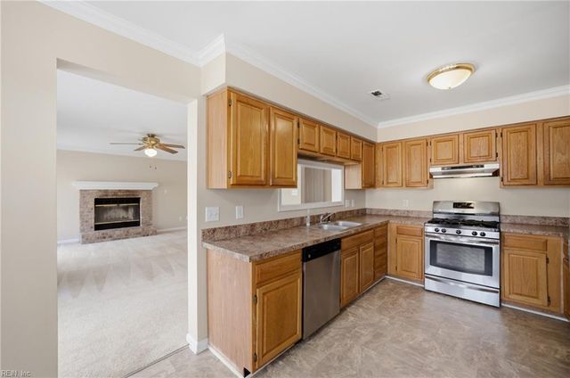 854 Park Place DR, Virginia Beach, VA 23451