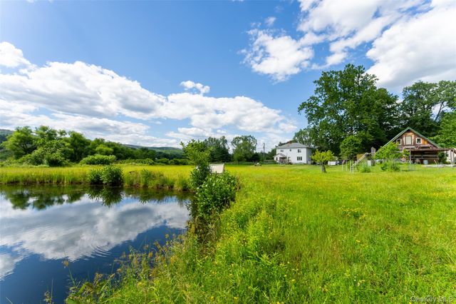 80 Hang Glider Road, Ellenville, NY 12428
