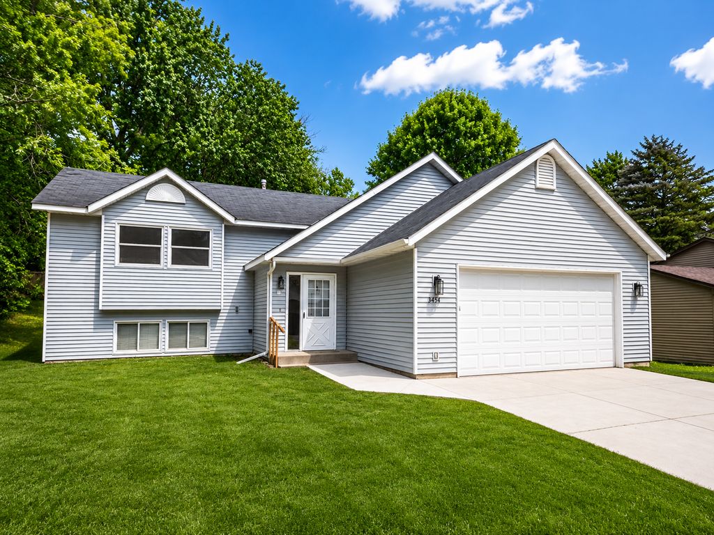 3454 Willow Court, White Bear Lake, MN 55110 — photo 2