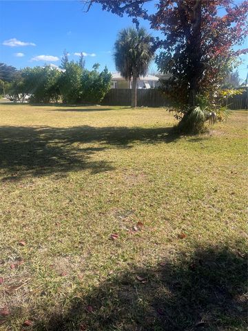 229 DARST AVENUE, Punta Gorda, FL 33950