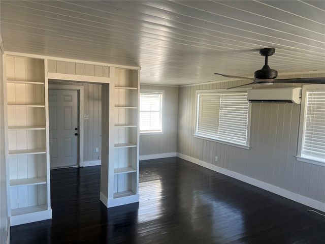 229 DARST AVENUE, Punta Gorda, FL 33950