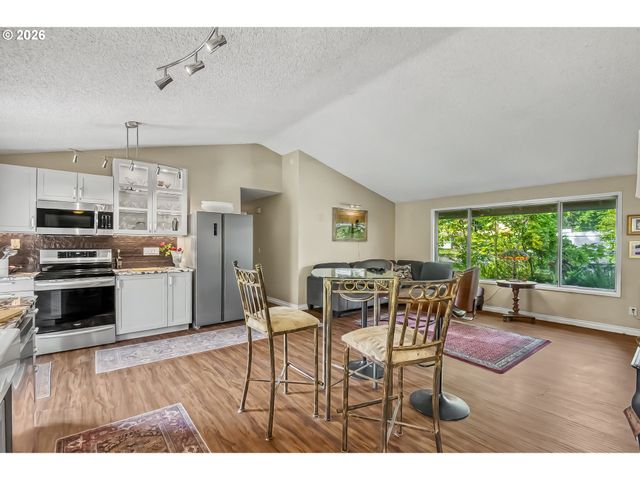 12201 Se 11TH St, Vancouver, WA 98683
