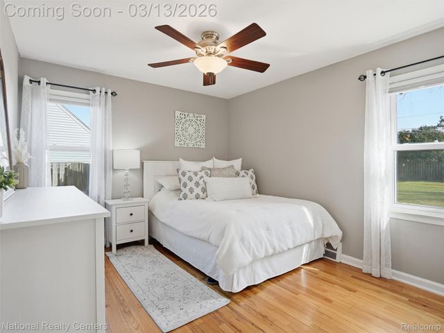 2266 Robina Avenue, Berkley, MI 48072