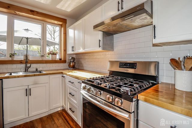 360 Fairview Avenue, Dunellen, NJ 08812