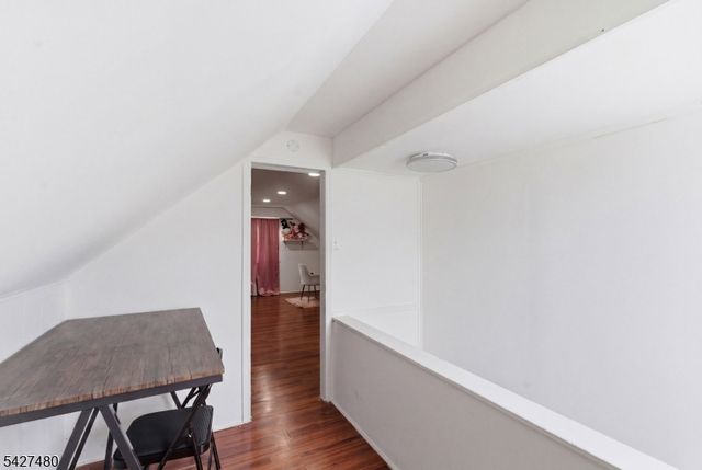 1 Park Pl, North Brunswick Twp., NJ 08902