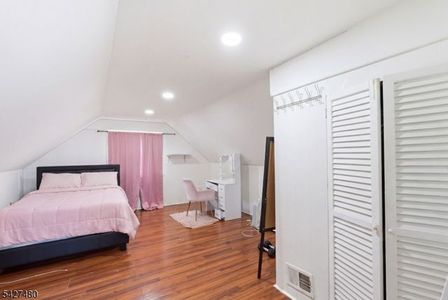 1 Park Pl, North Brunswick Twp., NJ 08902