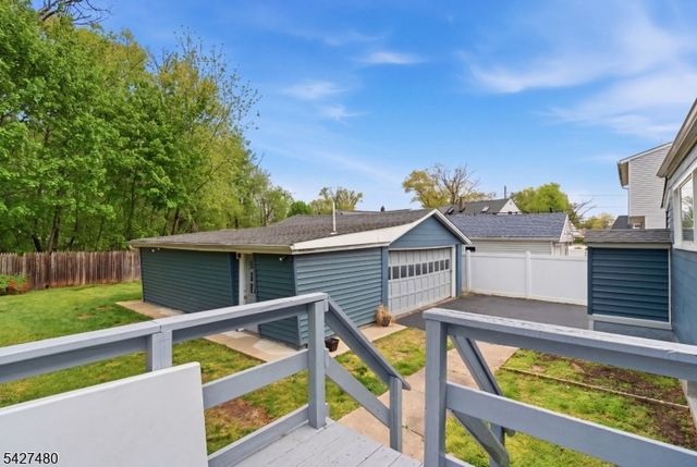 1 Park Pl, North Brunswick Twp., NJ 08902