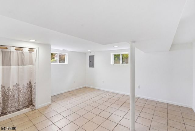 1 Park Pl, North Brunswick Twp., NJ 08902