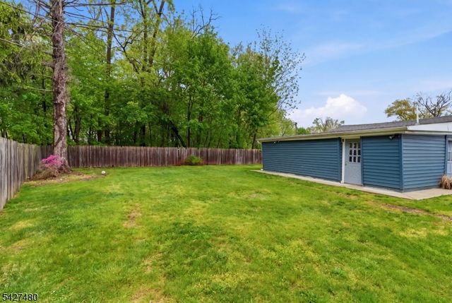 1 Park Pl, North Brunswick Twp., NJ 08902