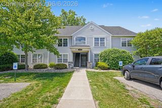 12398 Saint Andrews Way, Fenton Charter Township, MI 48430