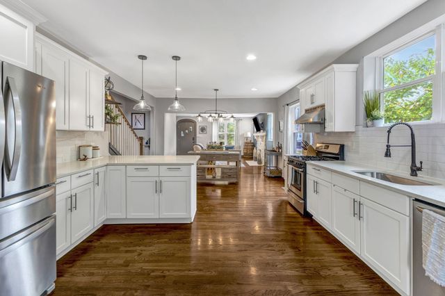 1330 Pennock Ave, Nashville, TN 37207