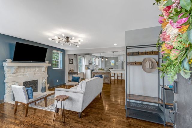 1330 Pennock Ave, Nashville, TN 37207