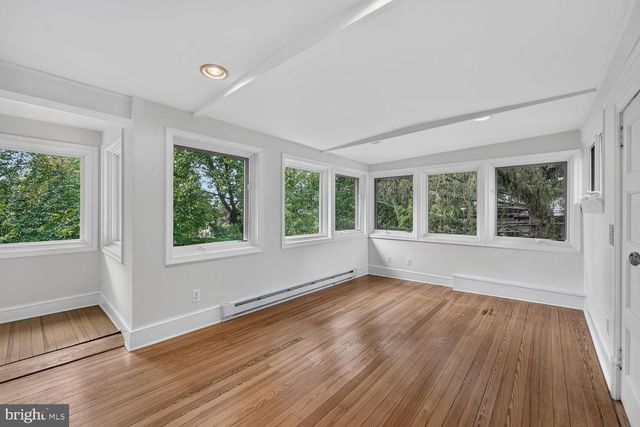 3214 NEWARK ST NW, Washington, DC 20008