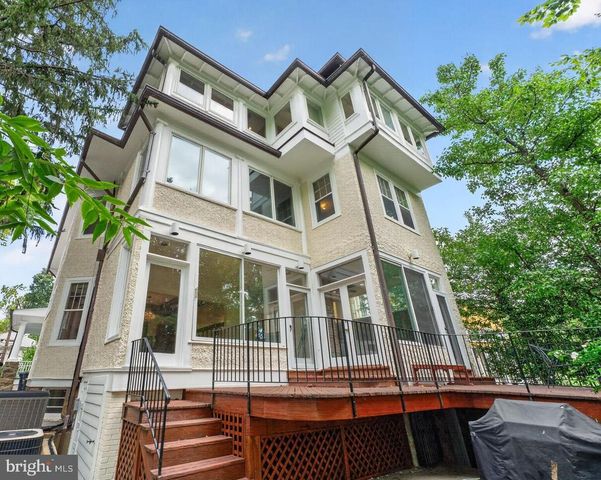 3214 NEWARK ST NW, Washington, DC 20008