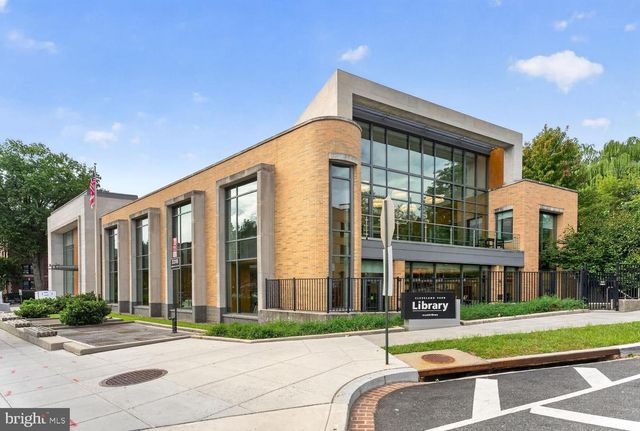 3214 NEWARK ST NW, Washington, DC 20008