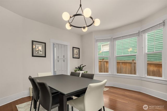 325 23rd Avenue E, Seattle, WA 98112