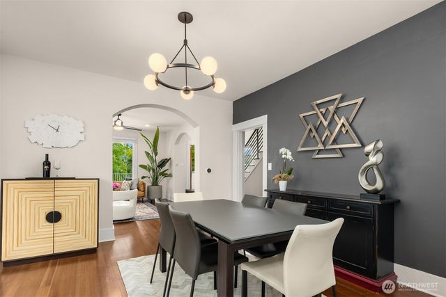 325 23rd Avenue E, Seattle, WA 98112