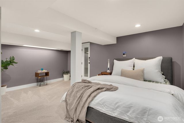 325 23rd Avenue E, Seattle, WA 98112