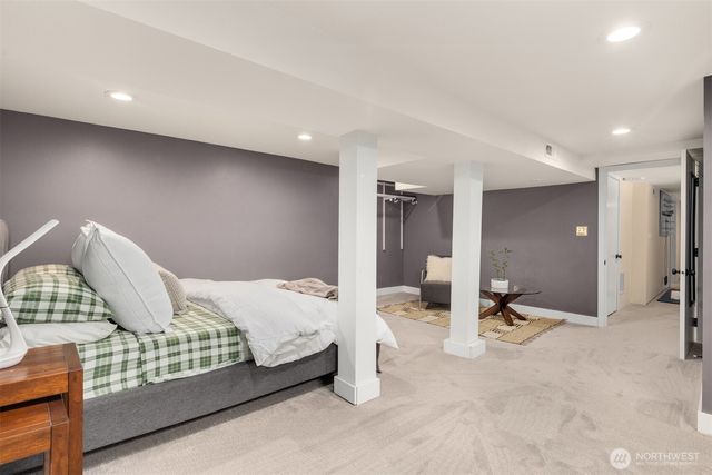 325 23rd Avenue E, Seattle, WA 98112