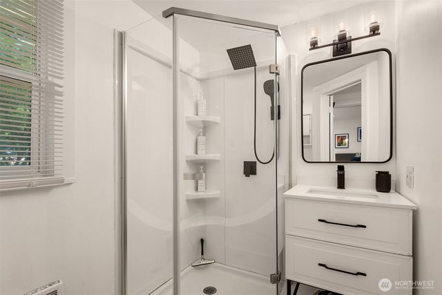 325 23rd Avenue E, Seattle, WA 98112