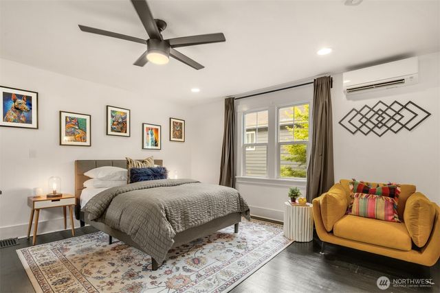 325 23rd Avenue E, Seattle, WA 98112