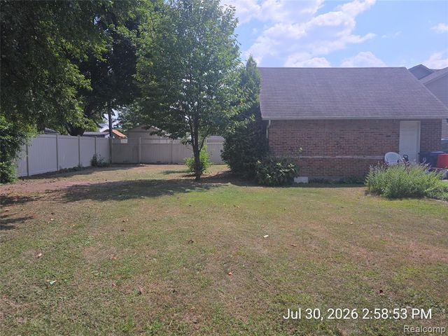 15940 Newburgh Road, Livonia, MI 48154