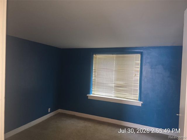15940 Newburgh Road, Livonia, MI 48154