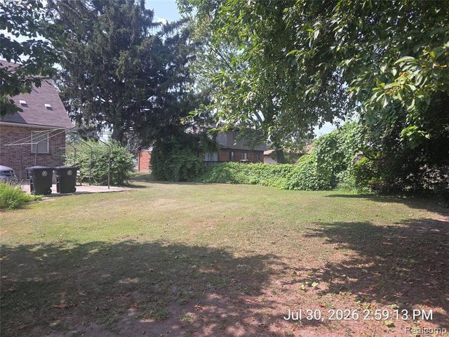 15940 Newburgh Road, Livonia, MI 48154