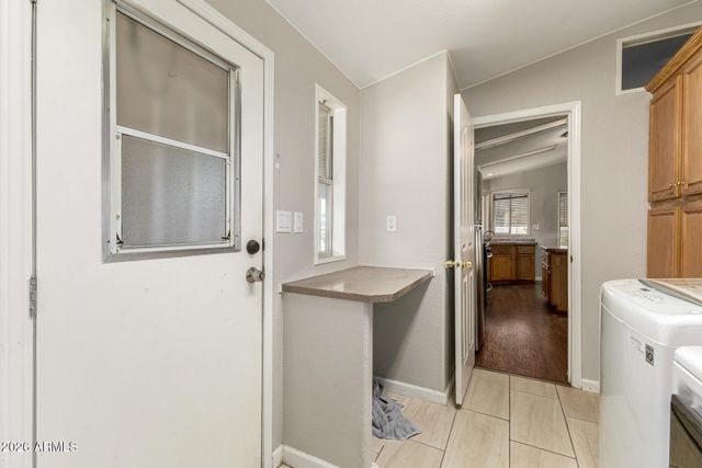 2650 W UNION HILLS Drive 135, Phoenix, AZ 85027