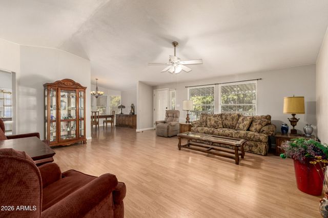 2650 W UNION HILLS Drive 135, Phoenix, AZ 85027