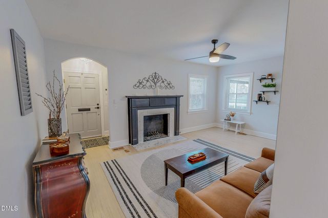 421 W Gordon Street, Roxboro, NC 27573