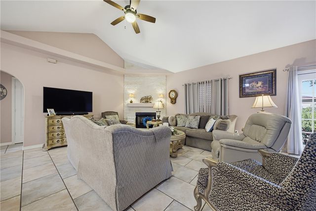 13802 Sea Horse Ave, Corpus Christi, TX 78418