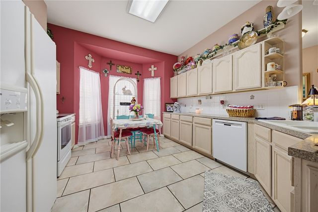 13802 Sea Horse Ave, Corpus Christi, TX 78418