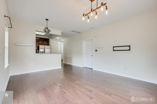 712 Strassle Way, South Plainfield, NJ 07080