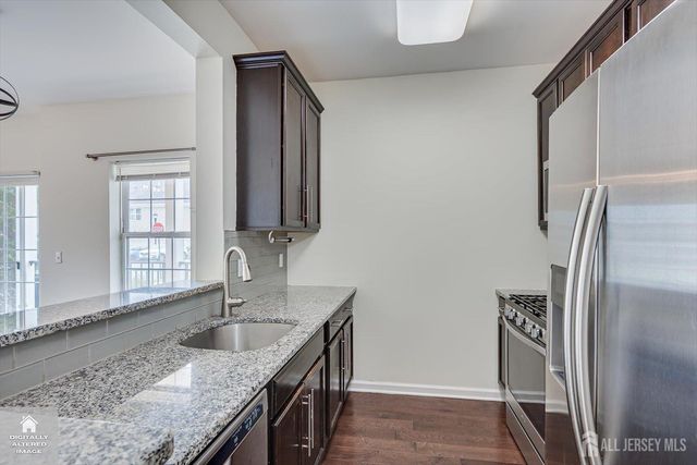 712 Strassle Way, South Plainfield, NJ 07080