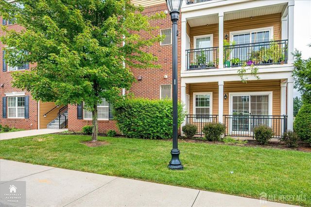 712 Strassle Way, South Plainfield, NJ 07080