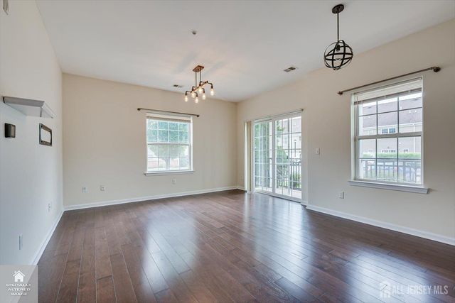 712 Strassle Way, South Plainfield, NJ 07080