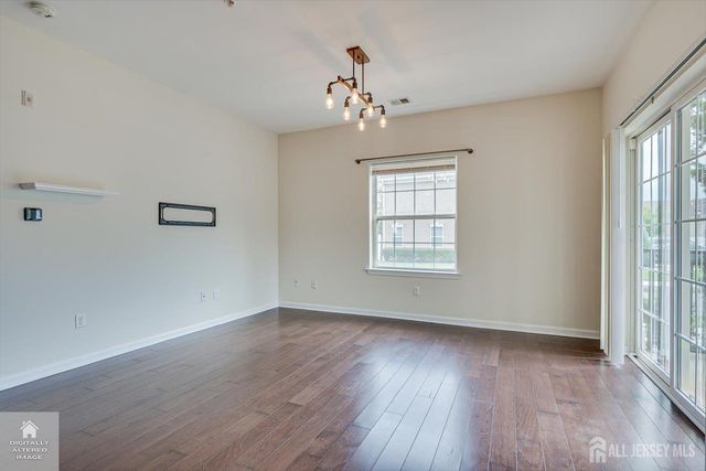 712 Strassle Way, South Plainfield, NJ 07080