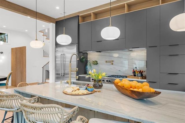 942 Peachtree Battle NW Circle, Atlanta, GA 30327