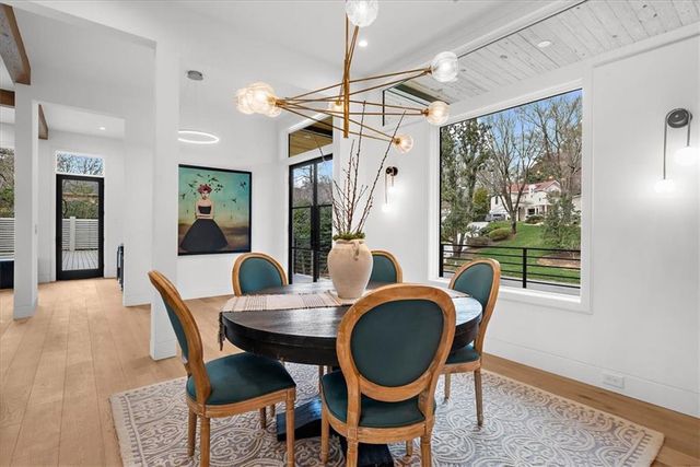 942 Peachtree Battle NW Circle, Atlanta, GA 30327